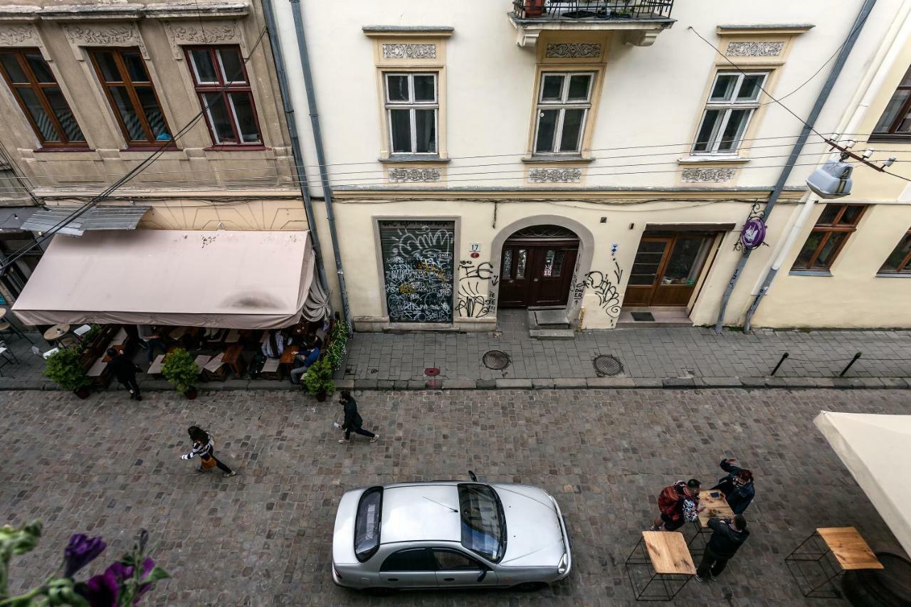 Central Apartments Rynok Lviv Exterior photo